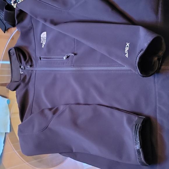 North Face APEX - Picture 3 of 6